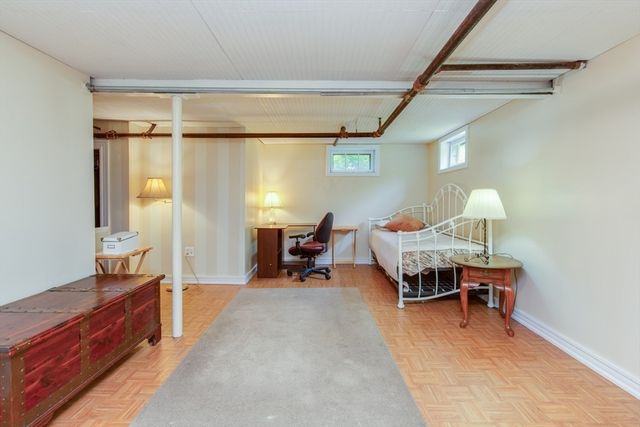 8 Beech St, Chelmsford, MA 01863