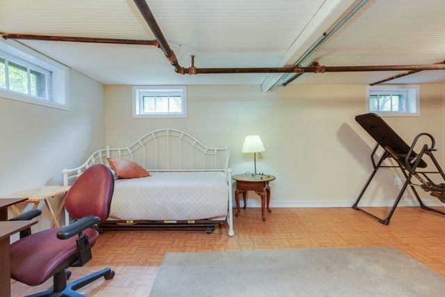8 Beech St, Chelmsford, MA 01863