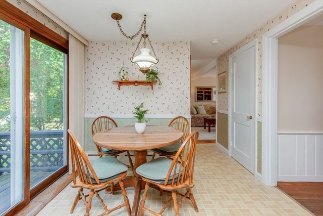 8 Beech St, Chelmsford, MA 01863