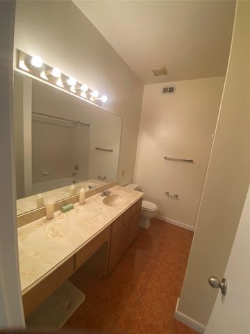 2856 Holly Hall Street 2856, Houston, TX 77054