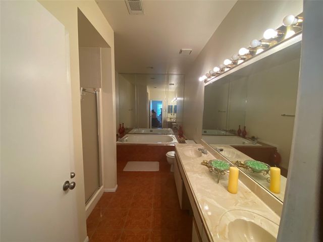 2856 Holly Hall Street 2856, Houston, TX 77054