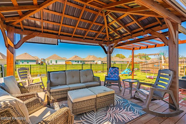 125 Lightbourne Drive, Lafayette, LA 70506