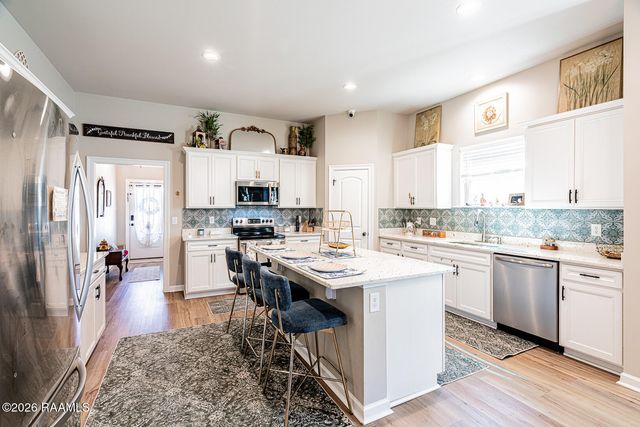 125 Lightbourne Drive, Lafayette, LA 70506
