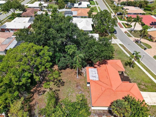 2508 CARDWELL WAY, Sarasota, FL 34231