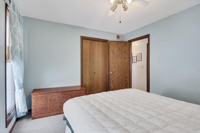 1024 Park Ridge DRIVE, Onalaska, WI 54650