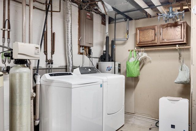 1024 Park Ridge DRIVE, Onalaska, WI 54650