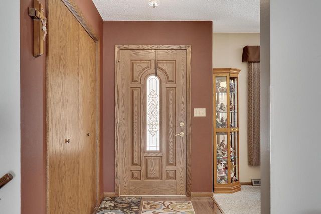 1024 Park Ridge DRIVE, Onalaska, WI 54650