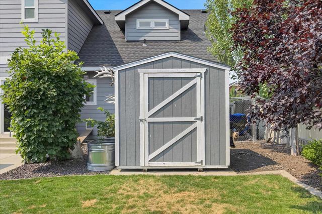 1960 N Carson Range St, Liberty Lake, WA 99019