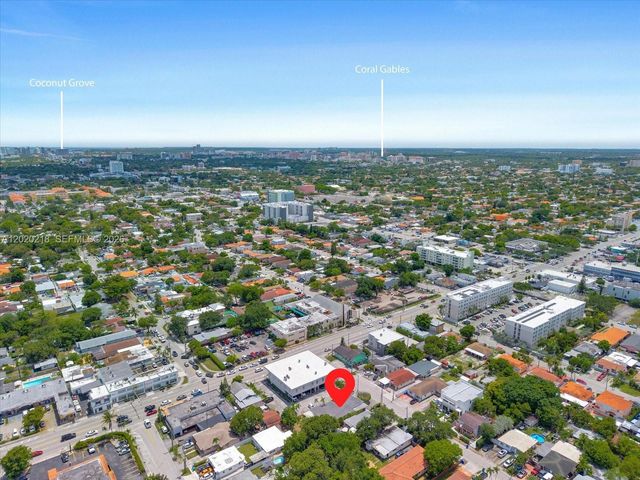725 NW 24th Ct, Miami, FL 33125