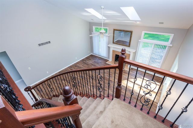 14016 Strathmore Drive, Shelby Charter Township, MI 48315