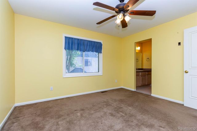 14016 Strathmore Drive, Shelby Charter Township, MI 48315