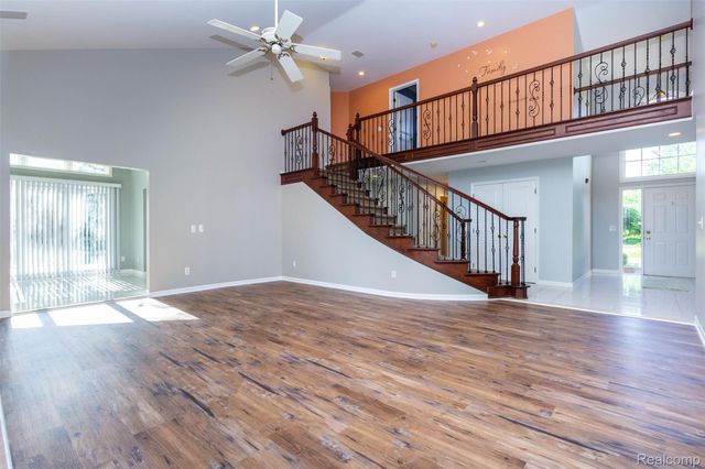 14016 Strathmore Drive, Shelby Charter Township, MI 48315