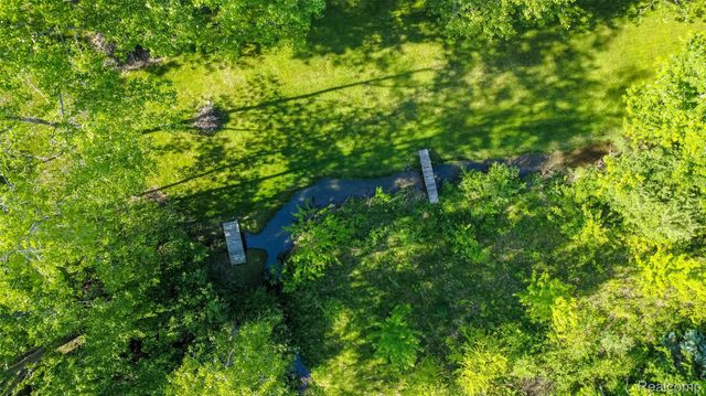 14016 Strathmore Drive, Shelby Charter Township, MI 48315