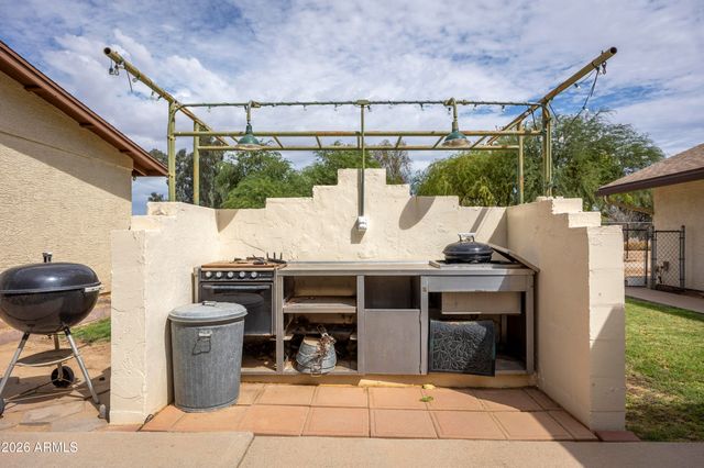 7330 N 175TH Avenue, Waddell, AZ 85355