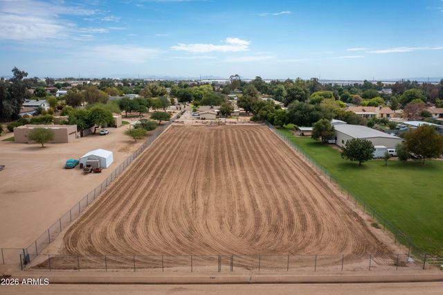 7330 N 175TH Avenue, Waddell, AZ 85355