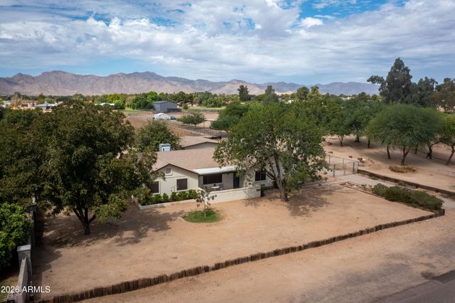 7330 N 175TH Avenue, Waddell, AZ 85355