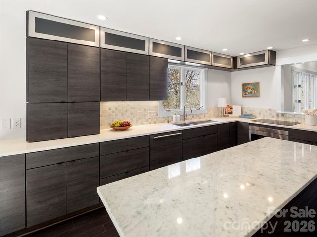 3501 Timber Trail, Asheville, NC 28804