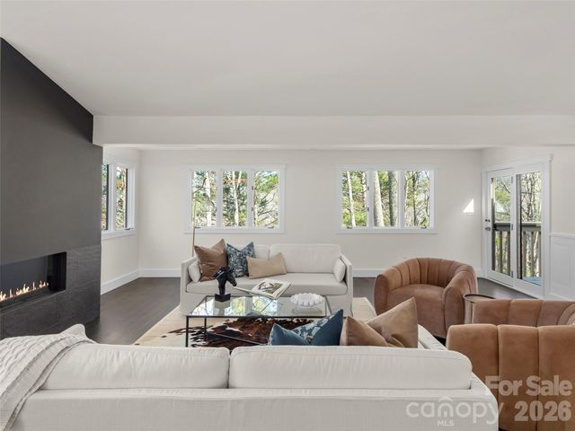 3501 Timber Trail, Asheville, NC 28804