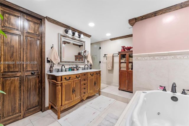 1500 S Ocean Dr 2G, Hollywood, FL 33019