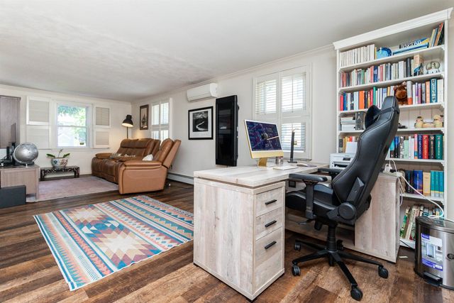 61 President Road, Manchester, NH 03103