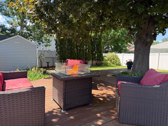 61 President Road, Manchester, NH 03103