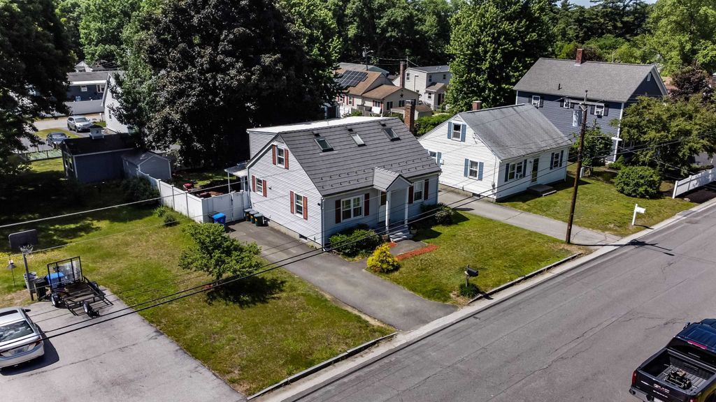 61 President Road, Manchester, NH 03103