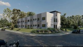 14233 Delano, Van Nuys, CA 91401