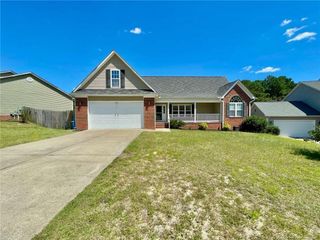 5325 Wallbrook Drive, Fayetteville, NC 28306