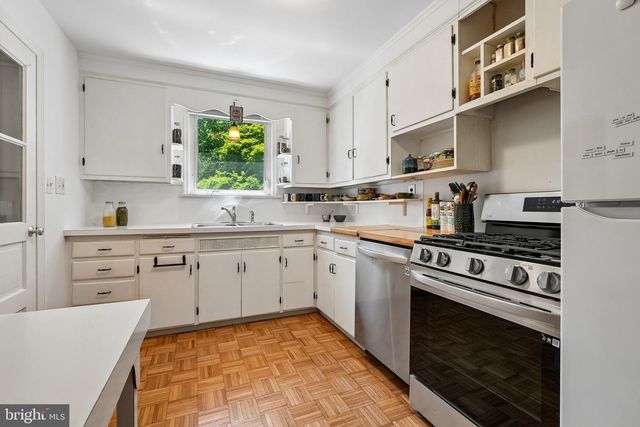 232 FISHER PL, Princeton, NJ 08540