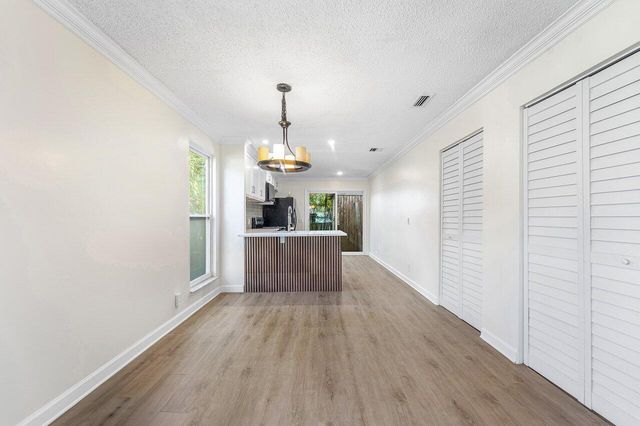 4627 Orleans Court A, West Palm Beach, FL 33415