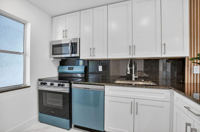 9780 Marina Boulevard 425, Boca Raton, FL 33428