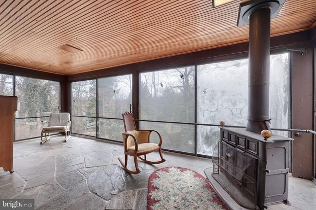 550 SPEEDWELL FORGE RD, Lititz, PA 17543