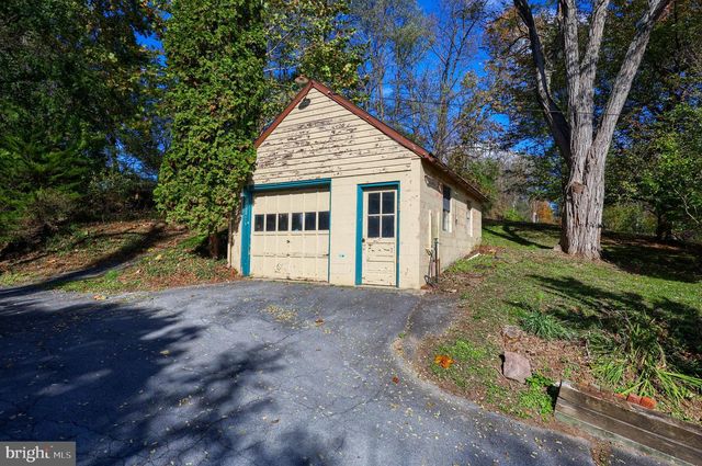550 SPEEDWELL FORGE RD, Lititz, PA 17543