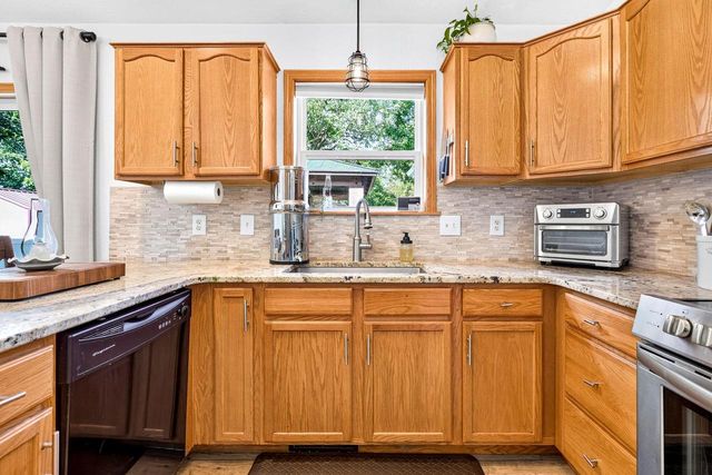 W6360 GOOSE CREEK CIRCLE, Greenville, WI 54942