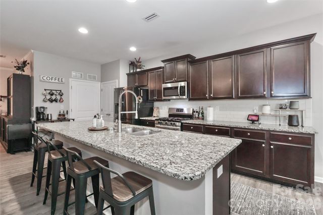 180 N Cromwell Drive, Mooresville, NC 28115