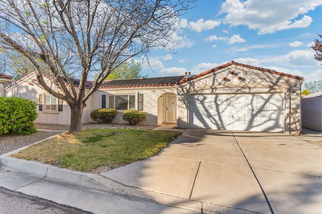 1305 Villa Campo NE, Albuquerque, NM 87113