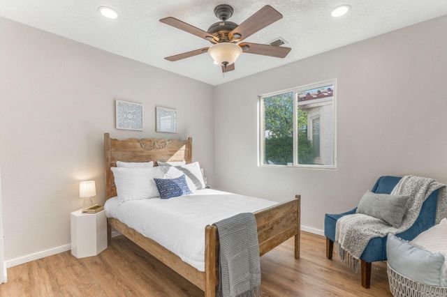 1305 Villa Campo NE, Albuquerque, NM 87113