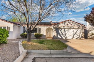 1305 Villa Campo NE, Albuquerque, NM 87113
