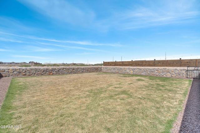 13935 Summer Harmony Avenue, Horizon City, TX 79928