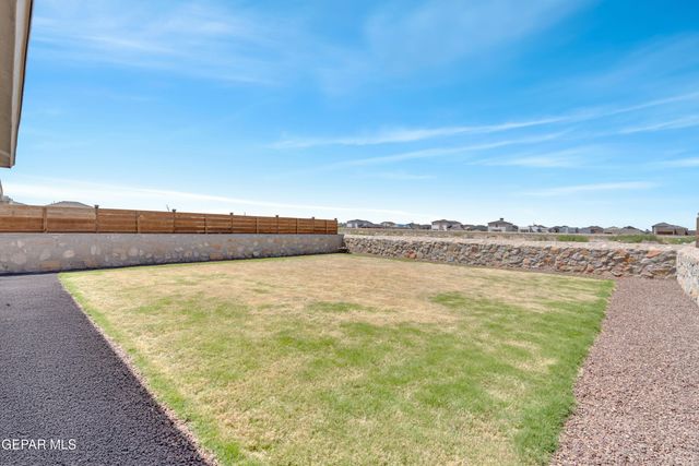 13935 Summer Harmony Avenue, Horizon City, TX 79928