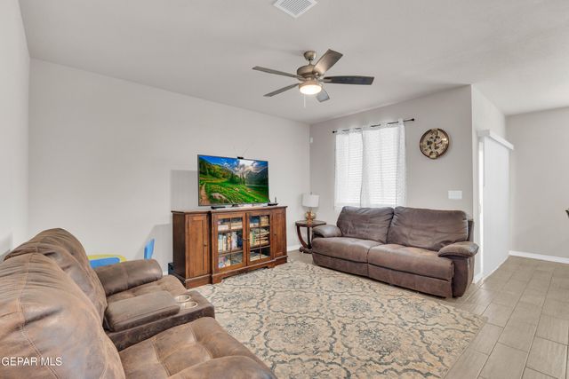 13935 Summer Harmony Avenue, Horizon City, TX 79928