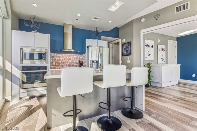 4471 Dean Martin Drive 4201, Las Vegas, NV 89103