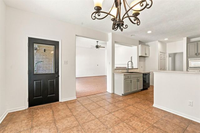 2845 Martina Drive, Friendswood, TX 77546