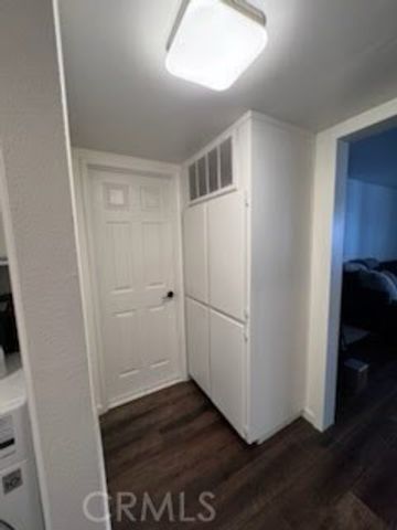 21815 Saticoy Street 30, Los Angeles, CA 91304