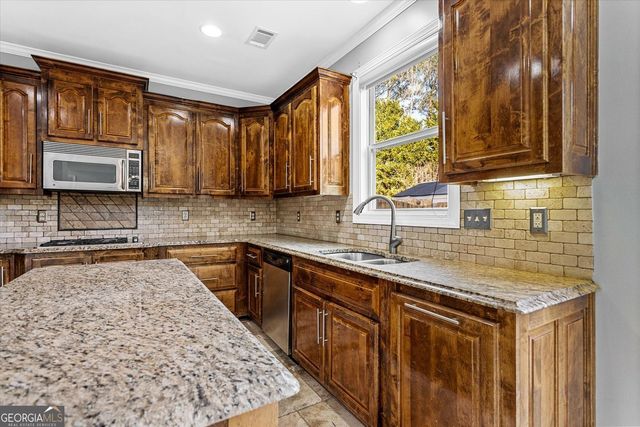 1393 Chloe Drive, Lawrenceville, GA 30043