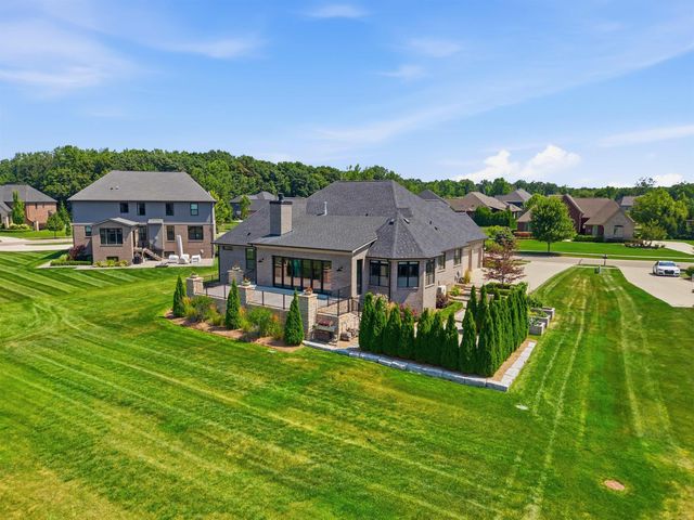3308 Grantham Court, Oakland Twp, MI 48363