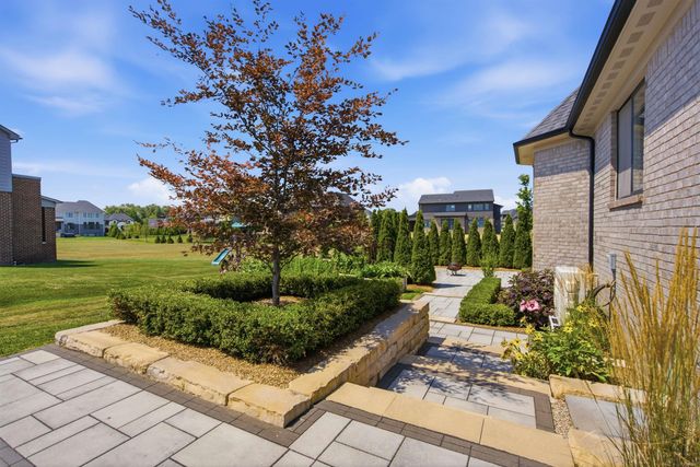 3308 Grantham Court, Oakland Twp, MI 48363