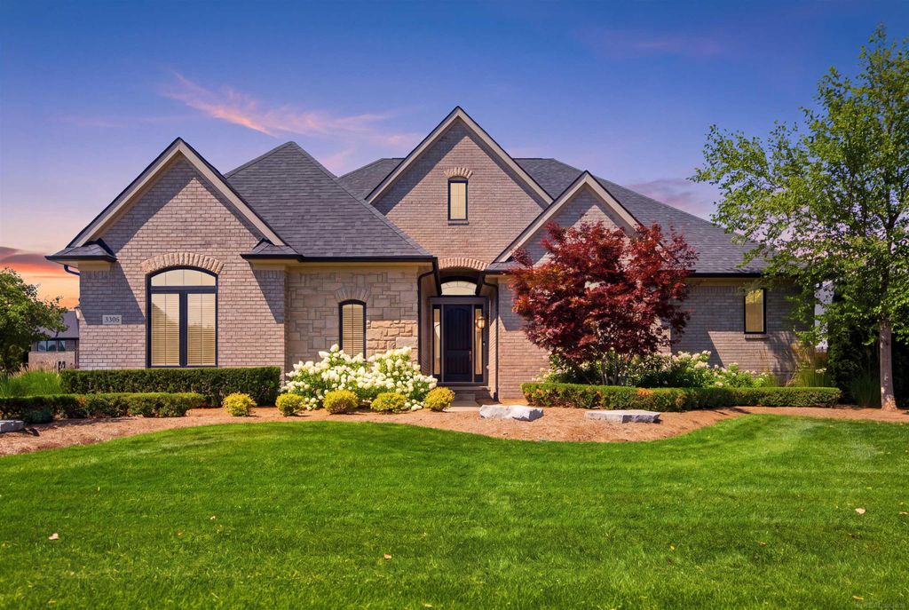3308 Grantham Court, Oakland Twp, MI 48363
