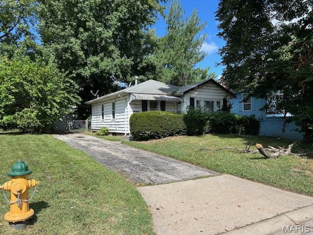 6153 Hancock Avenue, Berkeley, MO 63134