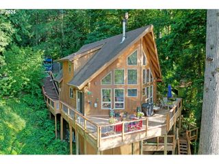 71397 Fishhawk Rd, Clatskanie, OR 97016